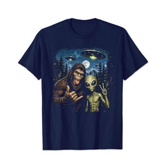 Bigfoot & Alien Selfie Men Cotton Tee Sasquatch T Shirt - BigTallGuys